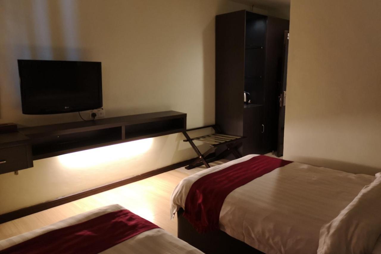 OYO 89908 Hotel Kensington Sandakan Exterior foto