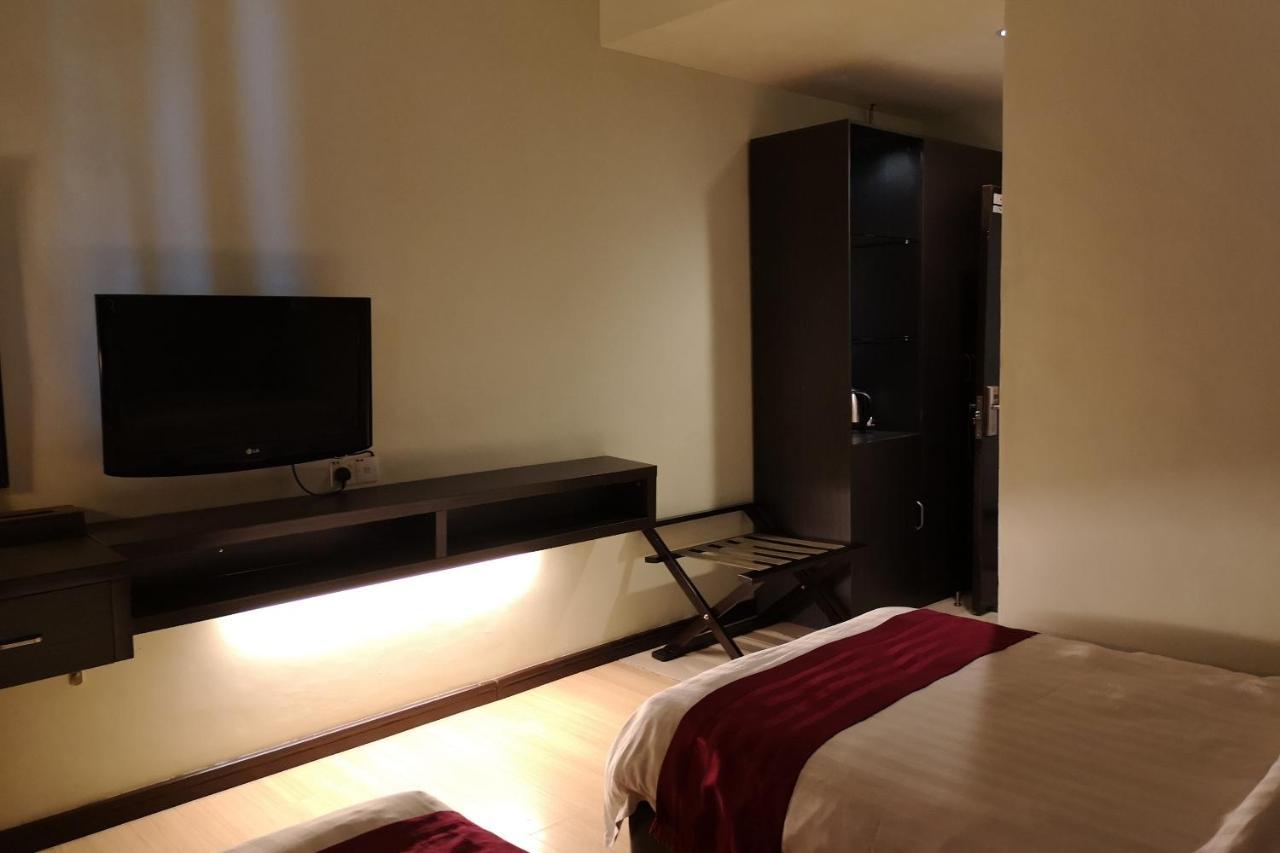 OYO 89908 Hotel Kensington Sandakan Exterior foto