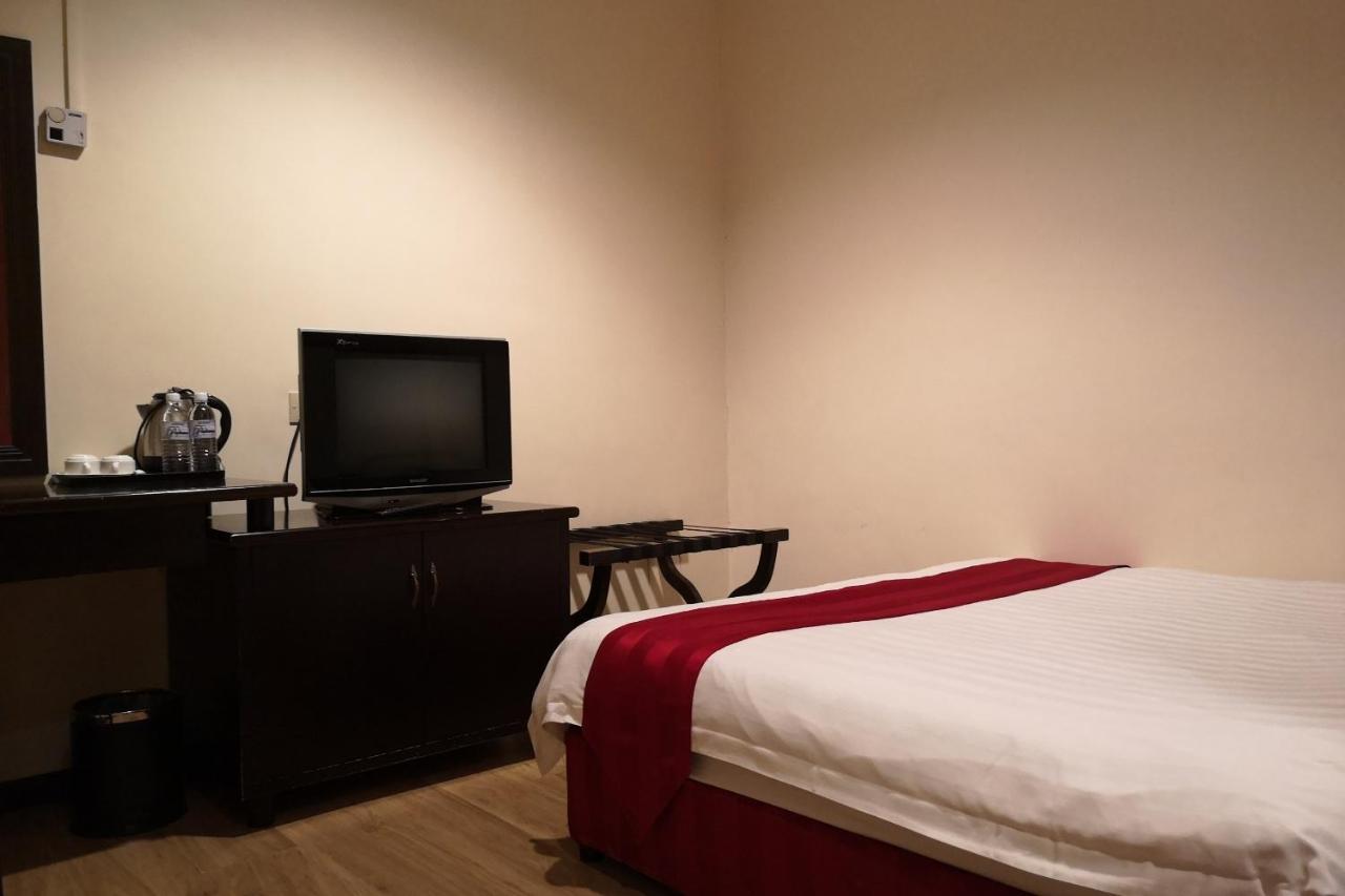 OYO 89908 Hotel Kensington Sandakan Exterior foto